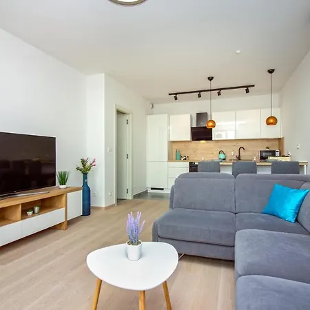 Sky Di Mare - Free Private Garage Apartman