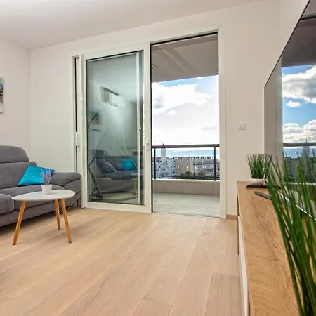 Sky Di Mare - Free Private Garage Apartman